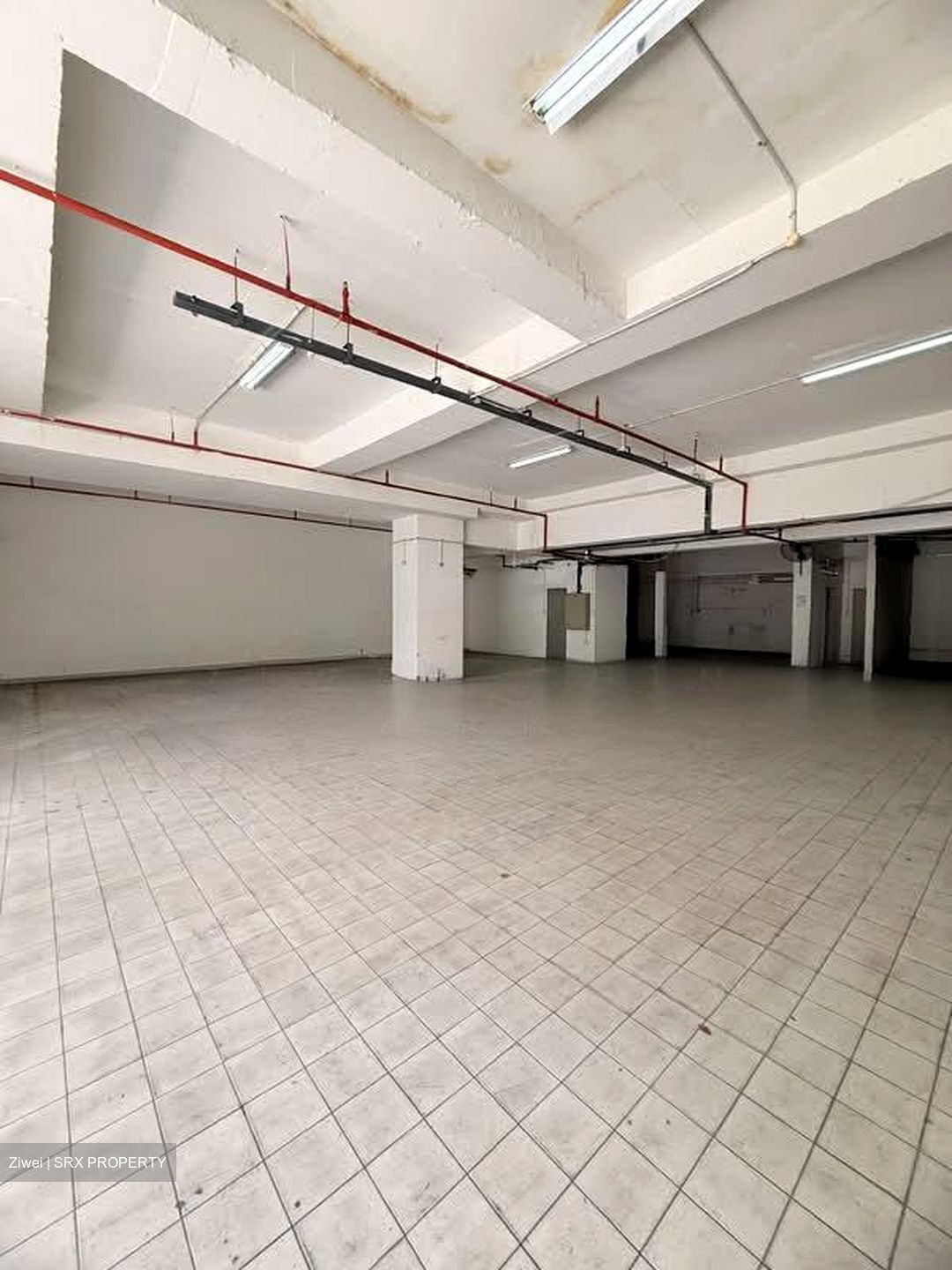 Pioneer Road (D22), Warehouse #538112581